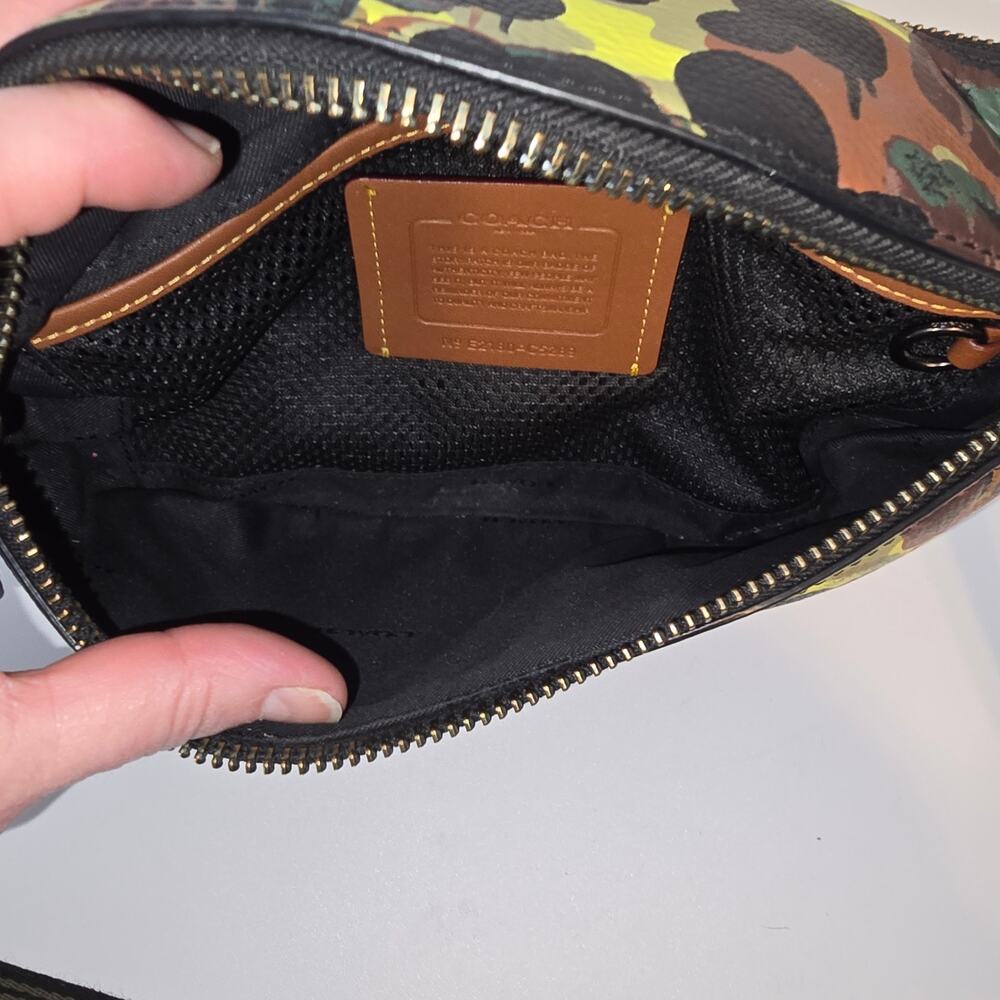 Coach League Belt Bag With Camo Print Leather Adjustable Strap Green Black - Picture 9 of 11